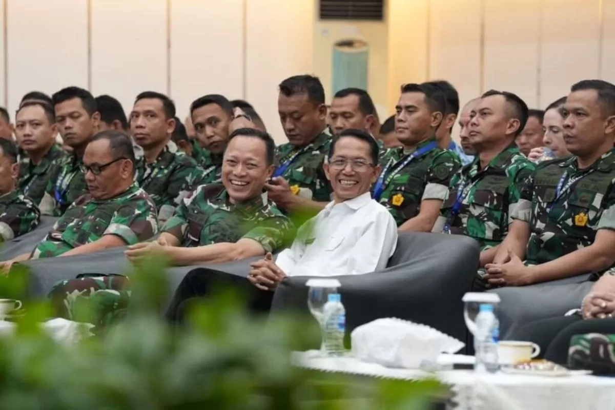 Kepala BP Batam, Amsakar Achmad, dalam kegiatan Kuliah Kerja Pencarian Data Penelitian Pasis Seskoau Angkatan-64 Tahun 2026 di Balairungsari, Batam Centre.(Humas BP Batam)