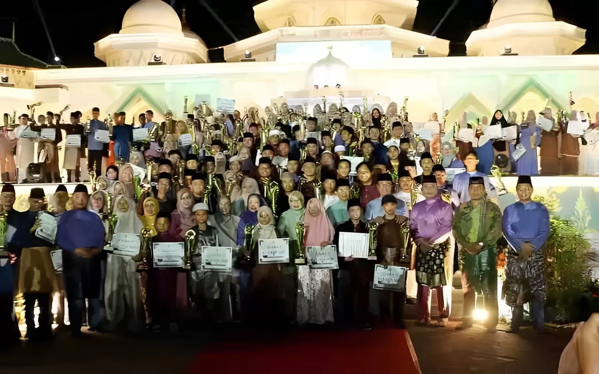 Suara Al-Qur&rsquo;an Merdu Penutup Malam, Sagulung Juara Umum MTQH Batam