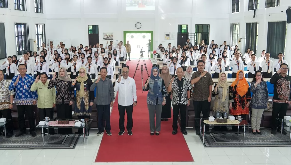 Foto bersama pada kegiatan Latihan Dasar CPNS Angkatan XXIV dan XXV Tahun 2026 se Provinsi Kepri.(Foto: Diskominfo Kepri)