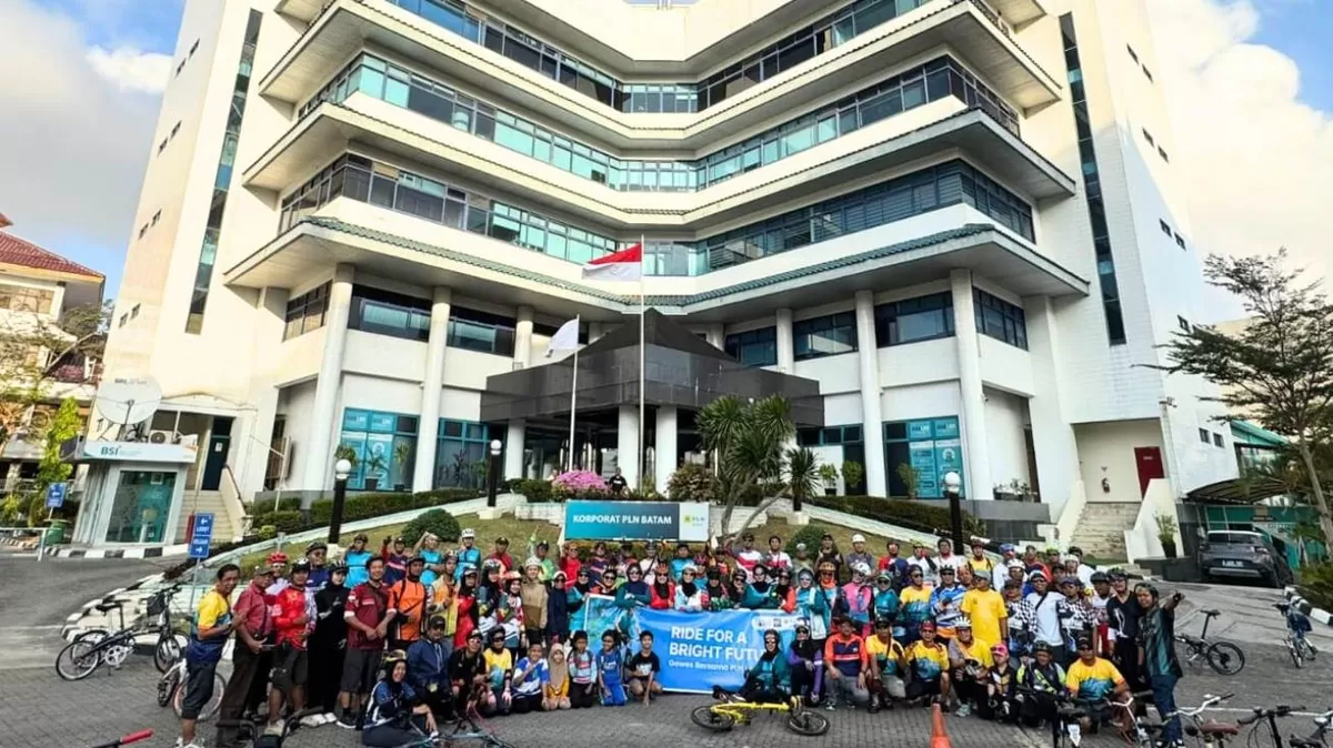 PLN Batam dan BFB Gelar Gowes bersama bertema Ride For A Bright Future