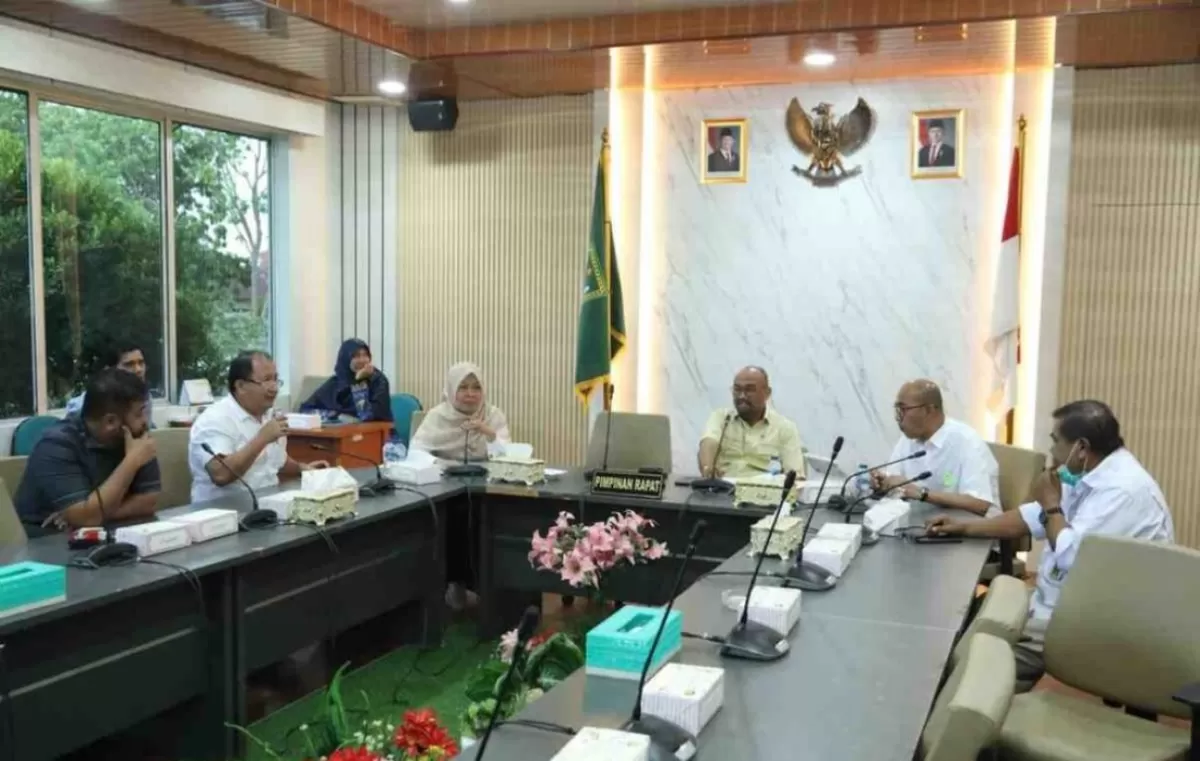 Rapat dipimpin Wakil Ketua I DPRD Kota Batam Haji Aweng Kurniawan dari Fraksi Partai Gerindra bersama Wakil Ketua III Muhammad Yunus Muda SE. (humas kominfo batam)