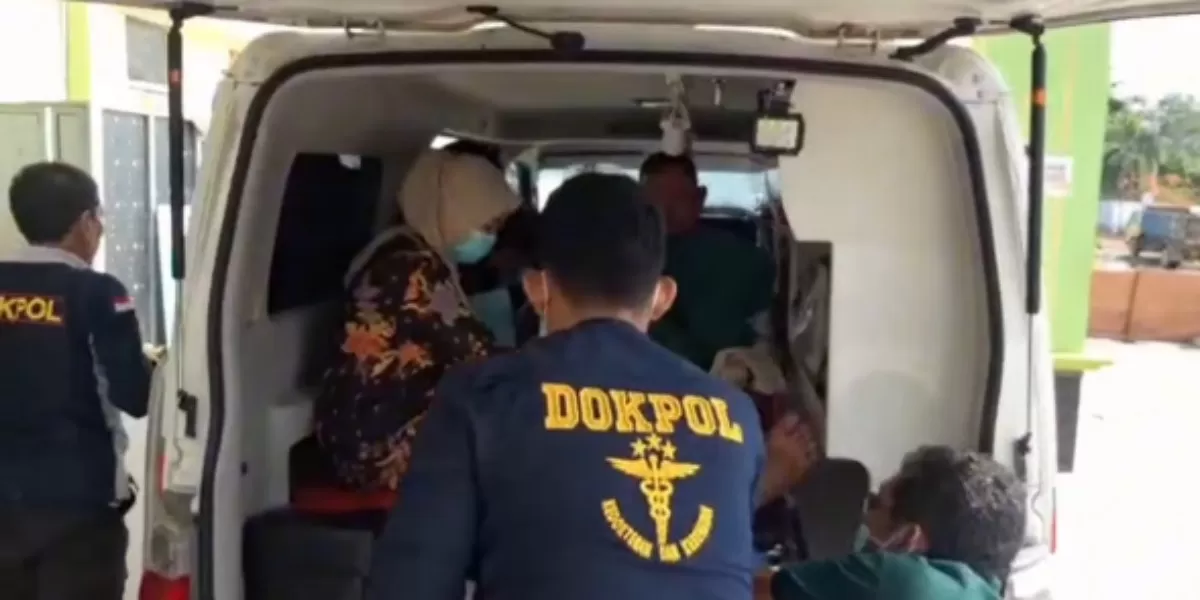 Menyoroti fakta terkini insiden kecelakaan antara Bus ALS dengan Truk Tangki BBM di Musi Rawas Utara, Sumatera Selatan.  (Instagram.com/@polisi_sumsel)