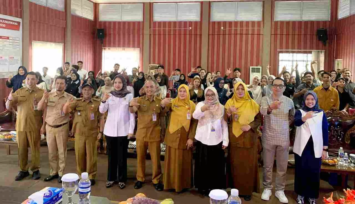 Peserta Bimbingan Teknis Kepenulisan Berbasis Konten Budaya Lokal Tahun 2026 foto bersama. (Foto:Diskominfo Tanjungpinang)