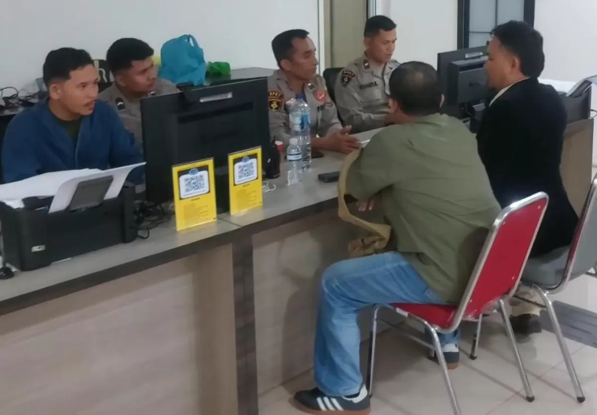 Lintong Manurung akhirnya melaporkan pihak manajemen HH Club atau Planet 3 (P3) atas dugaan pencemaran nama baik  (ria fahrudin)