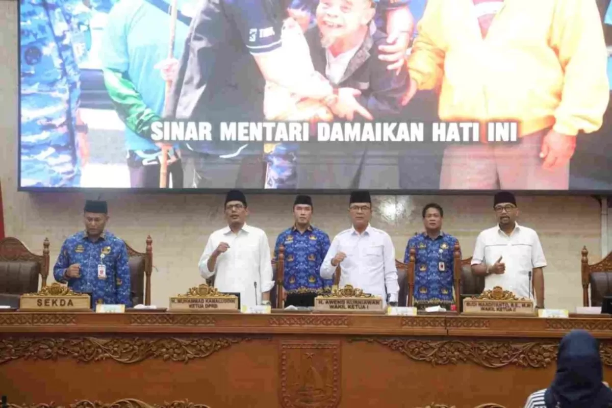 DPRD Batam Gelar Paripurna dengan Agenda Jawaban Wali Kota atas Ranperda Pertanggungjawaban APBD 2025 (humas kominfo)