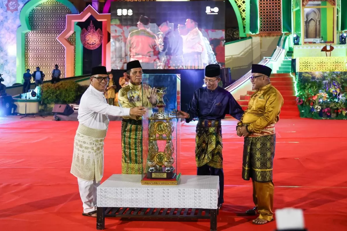 Gubernur Kepulauan Riau Ansar Ahmad secara resmi membuka Musabaqah Tilawatil Qur&rsquo;an (MTQ) XII Tingkat Provinsi Kepri Tahun 2026. (Humas Diskominfo)