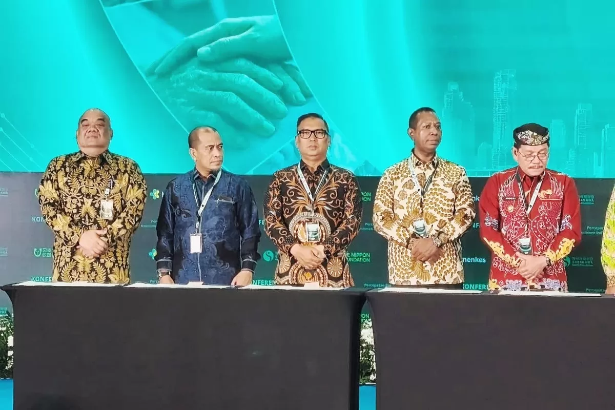 Wakil Gubernur Kepri, Nyanyang Haris Pratamura (tengah) menghadiri Konfrensi Nasional Kusta 2026 di Puri Agung Convention Hall, Hotel Grand Sahid Jaya, Jakarta Pusat.(Diskominfo Kepri) (Diskominfo Kepri)