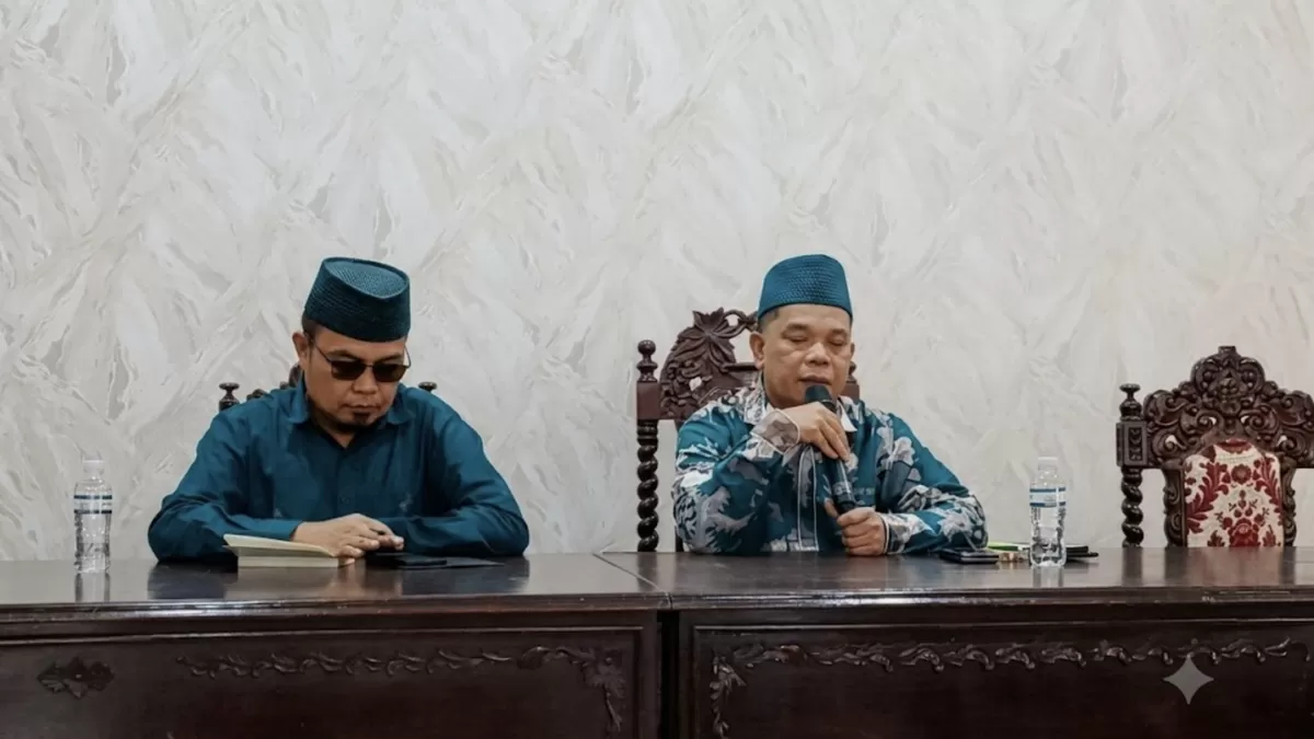 Kemenag Kota Batam, H. Budi Dermawan, pimpin Rapat Pembentukan Panitia Peringatan Hari Ulang Tahun Kemerdekaan Republik Indonesia ke-81 Tahun 2026. (Humas Kemenag Batam.)