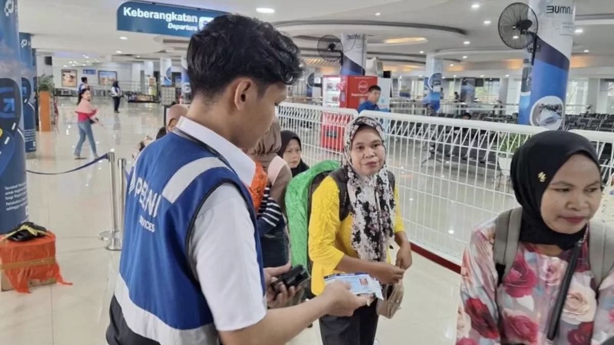 Pelni himbau membeli tiket melalui aplikasi resmi Pelni maupun mitra penjualan yang sudah ditunjuk, guna menghindari kerugian akibat penipuan. (Photo Ist.)