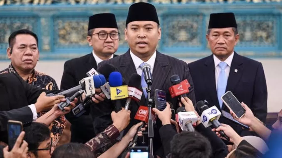 Konferensi pers Kepala Badan Gizi Nasional (BGN) Sudaryono, berhentikan  261 pegawai non-ASN, terdiri dari 224 pegawai dan 37 tenaga ahli. (Photo Ist.)
