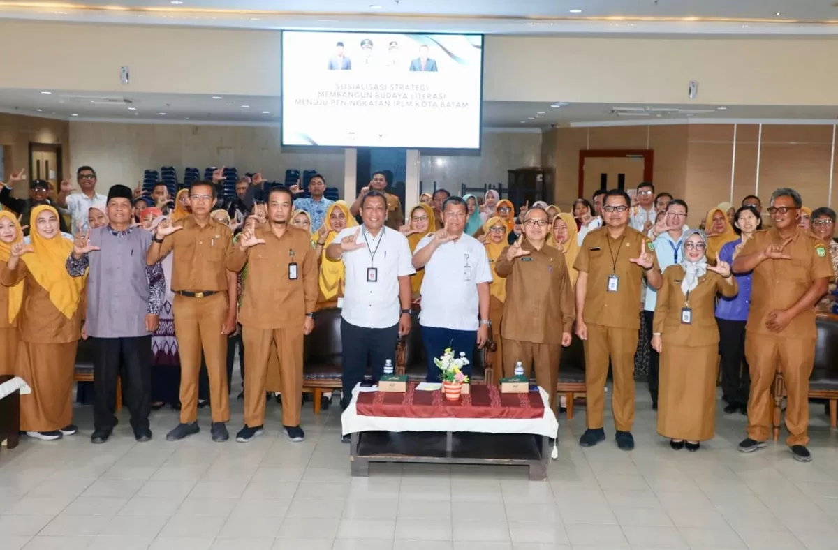 Sosialisasi Budaya Baca dan Literasi bagi para pemangku kepentingan di lingkungan Kantor Wali Kota. (Diskominfo Batam.)