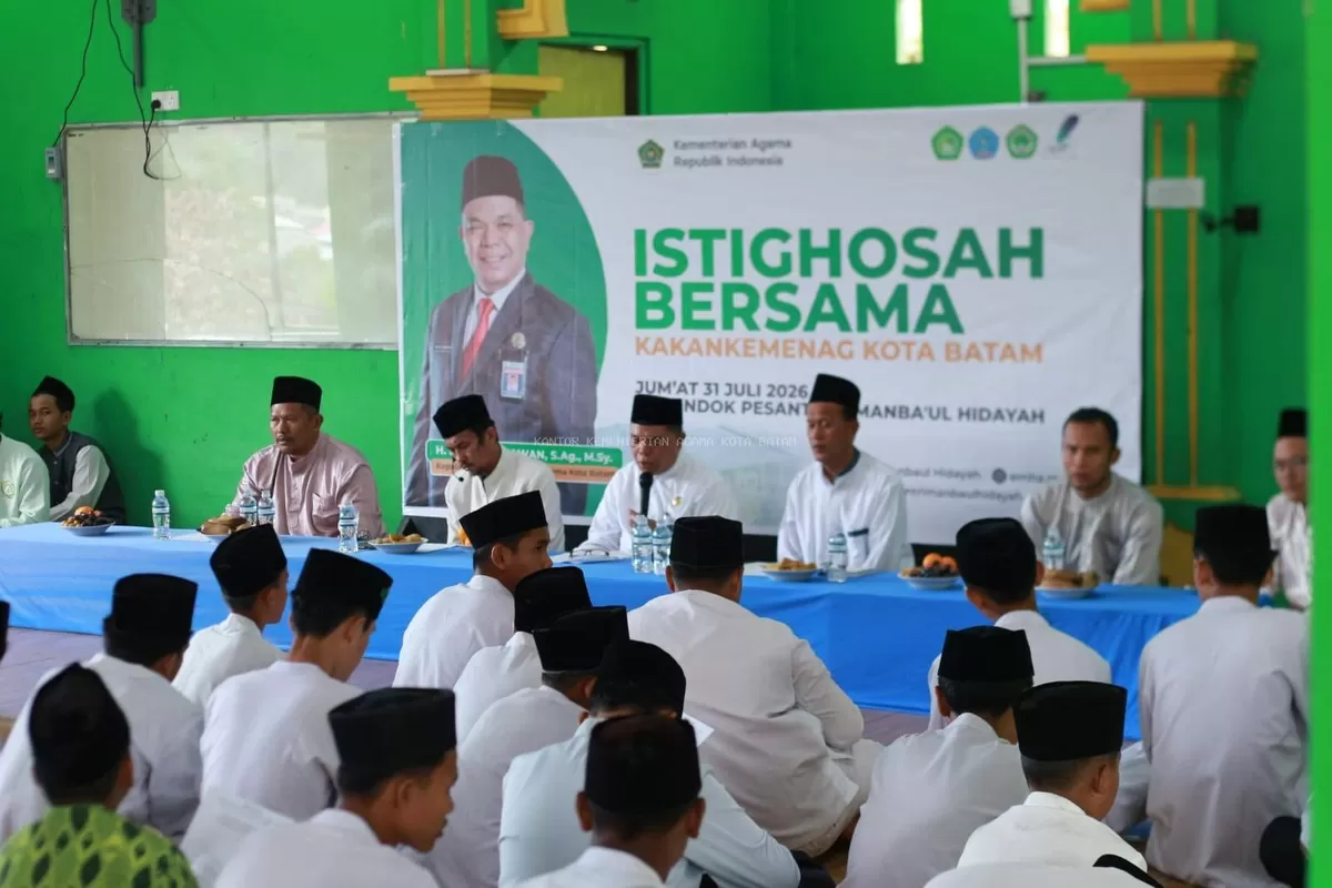 Istighosah Bersama sekaligus momen hangat kunjungan Kepala Kantor Kementerian Agama Kota Batam, Budi Dermawan, S.Ag., M.Sy., (Kemenag Batam.)