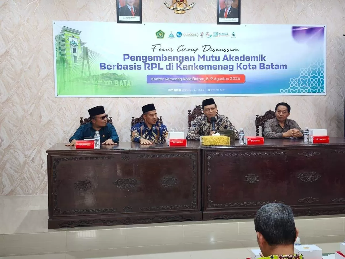 Universitas Islam Negeri Kiai Haji Achmad Siddiq (UIN KHAS) Jember melakukan kunjungan tukar pengalaman sekaligus diskusi bersama Kantor Kemenag Kota Batam dan Kemenag Kota Tanjungpinang di Kantor Kemenag Batam (Humas Kemenag )