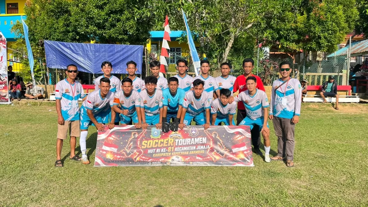 Tim Fc KTTH United Desa Rewak akan bertemu di Semifinal, berhadapan dengan KM Azka Desa Air Biru pada laga HUT RI ke 81. (Ropi Kahardi)