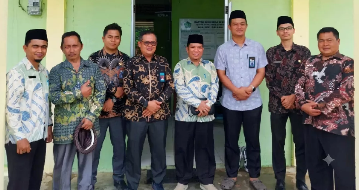 Kunjungan lapangan ini menjadi bukti komitmen Kemenag Batam dalam menjaga kualitas pelayanan keagamaan agar tetap prima hingga ke pulau terluar. (Humas Kemenag Batam )