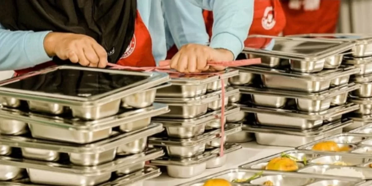 Foto: Ilustrasi tumpukan food tray atau ompreng untuk program Makan Bergizi Gratis atau MBG. (Dok. Instagram/badangizinasional.ri)