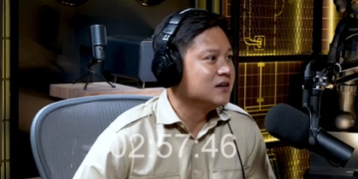 Mengintip alasan YouTuber, Bobon Santoso yang ingin menjual akun pribadinya senilai Rp20 miliar. (Dok. YouTube.com / Deddy Corbuzier)