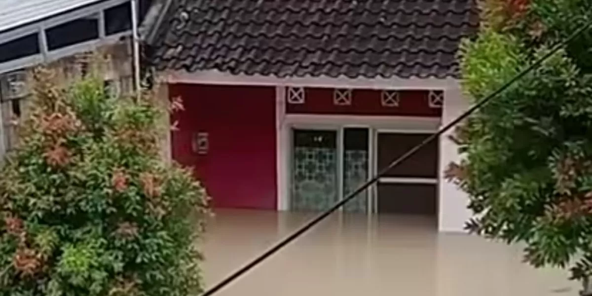 Cerita warga saat banjir menggenangi area permukimannya di Grobogan. (Dok. Instagram/kabar.grobogan)