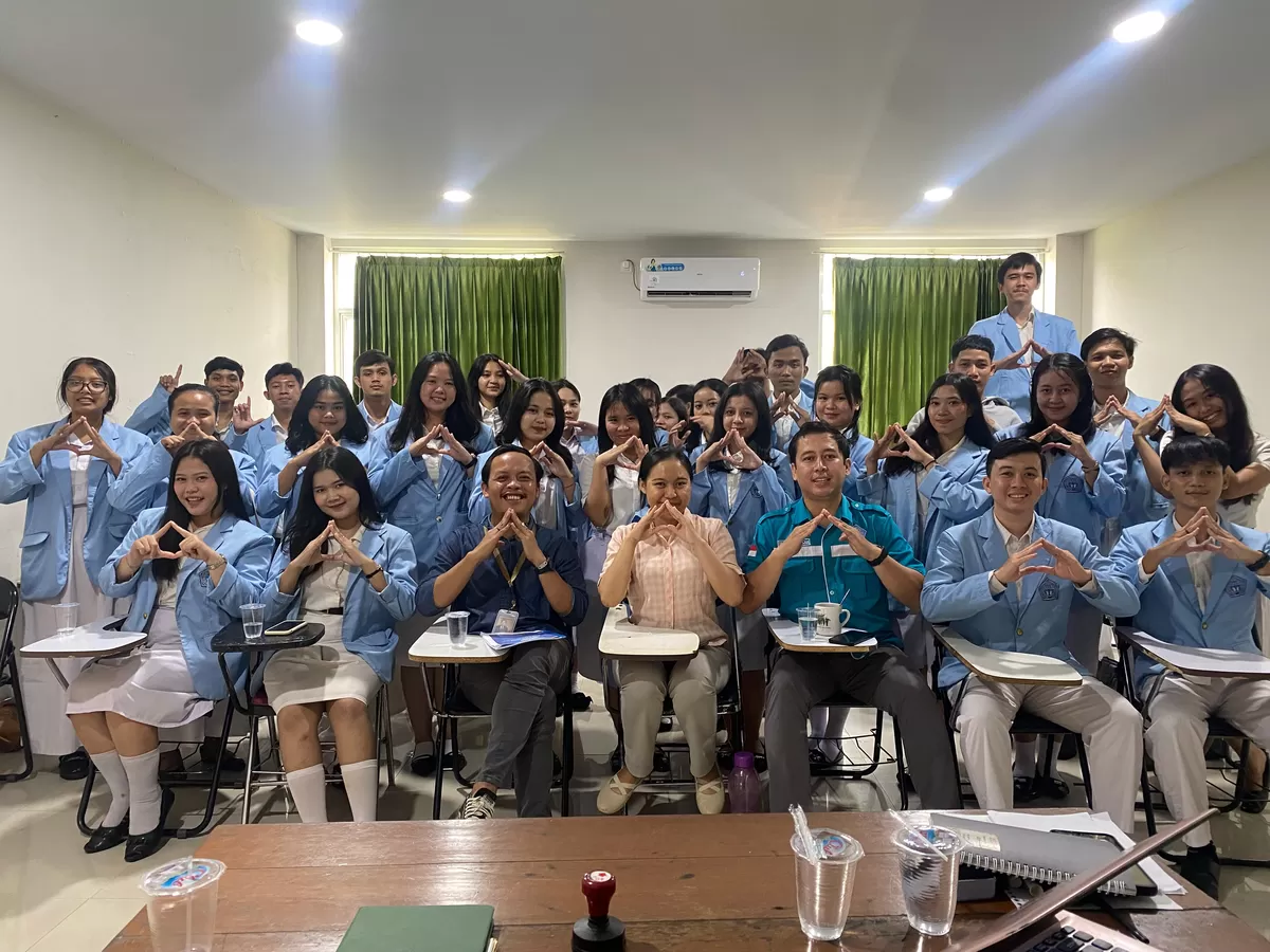 Rapat Perdana Pengurus Senat Mahasiswa AKUB Tahun 2026-2027 (Agusandi)