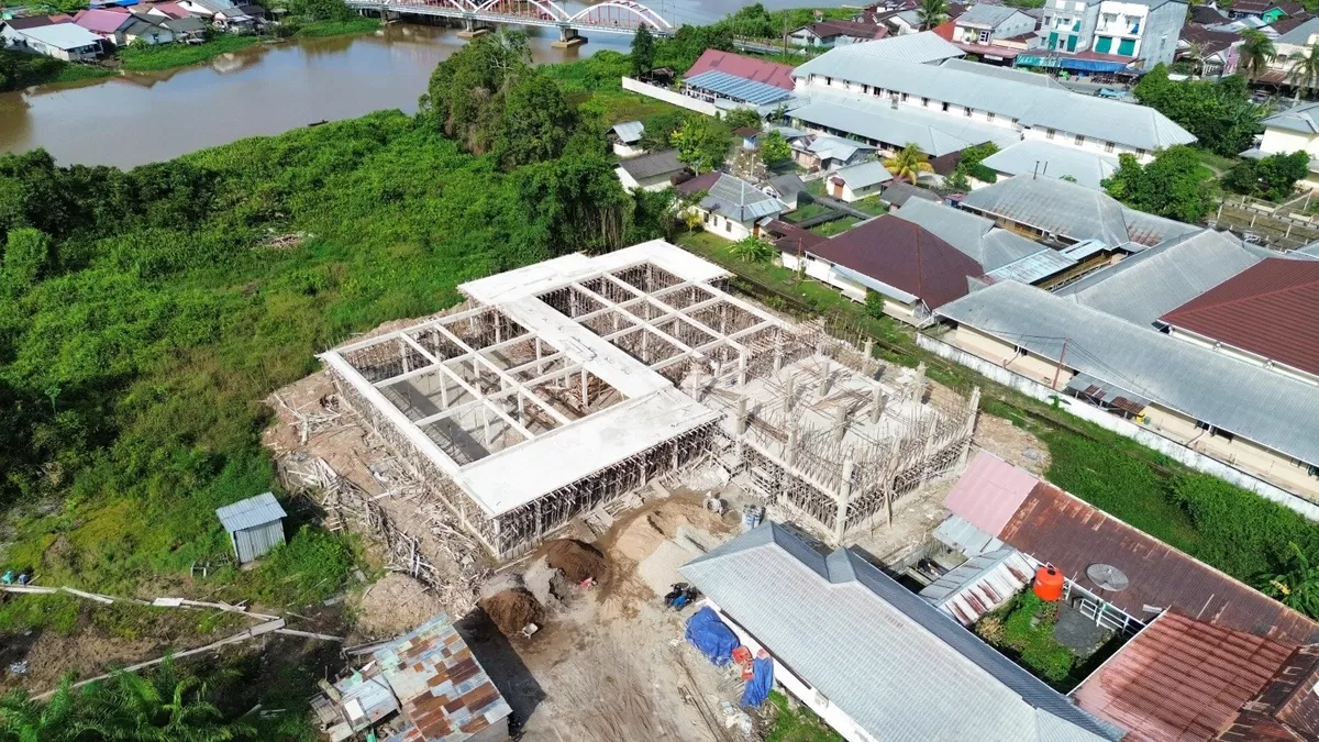 Dokumentasi Gedung Pastoran Paroki Sambas Tahap I  (Fransiska Yuni)