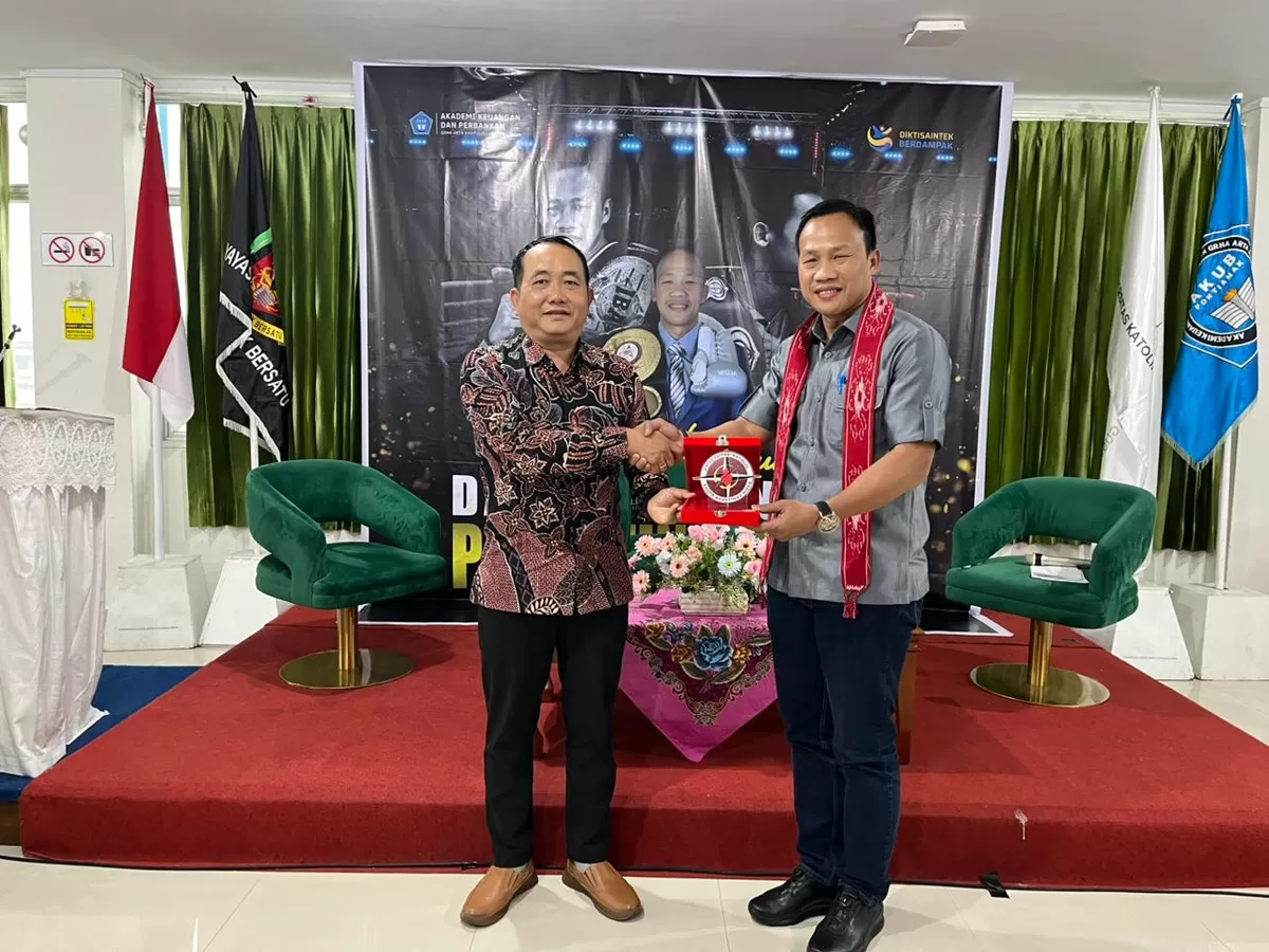 Direktur AKUB, Andes dan Daud Yordan  (AKUB Pontianak)