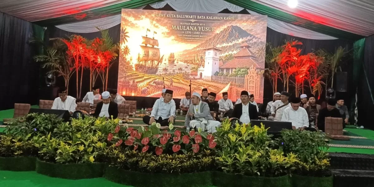 Suasana khidmat Haul Sultan Maulana Yusuf pada Minggu (10/5/2026). (Dok. Istimewa)