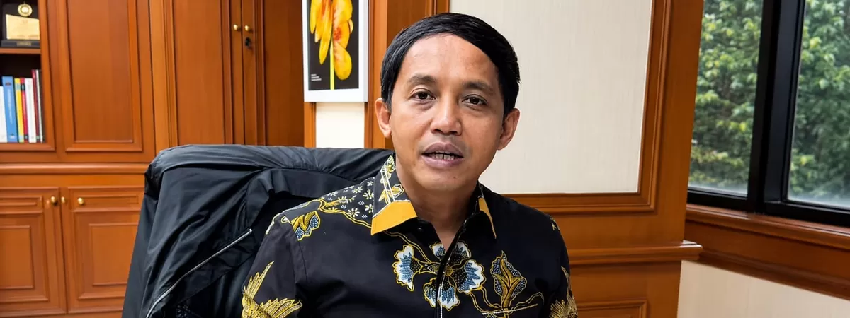 KPK ungkap perkembangan terbaru pemberian amplop dari Bupati Kuansing nonaktif kepada Menhut.  (Instagram/rajaantoni)