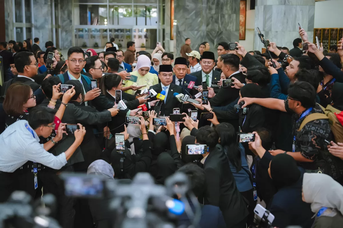DPR Sampaikan Duka Gempa NTT, Koordinasikan Bantuan-Evakuasi Korban