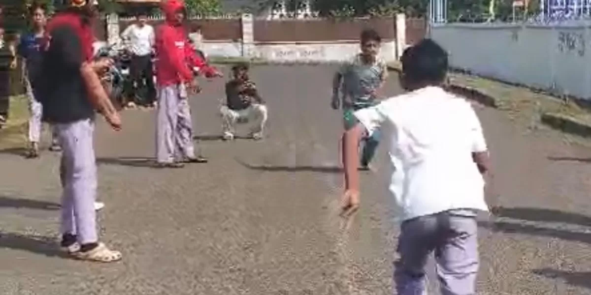 Menyoroti viralnya kasus perkelahian antarsiswa SMP di Jambi yang berujung maut. Berikut ini kronologinya. (Instagram.com/@jambisharing)