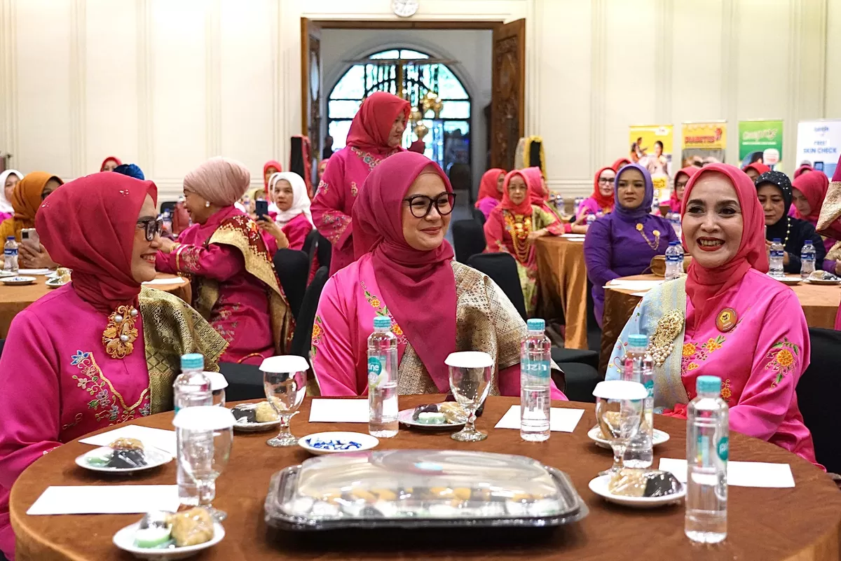 Yantie Rachim Ajak Perempuan Minang Teladani Tokoh Pejuang Perempuan (Dims / jurnalmetropolitan.com)