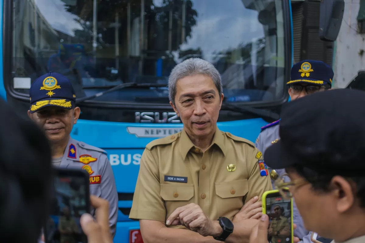 Tinjau Armada di Kemuning Gading, Pemkot Kaji Alih Fungsi Bus Sekolah (Dims / jurnalmetropolitan.com)