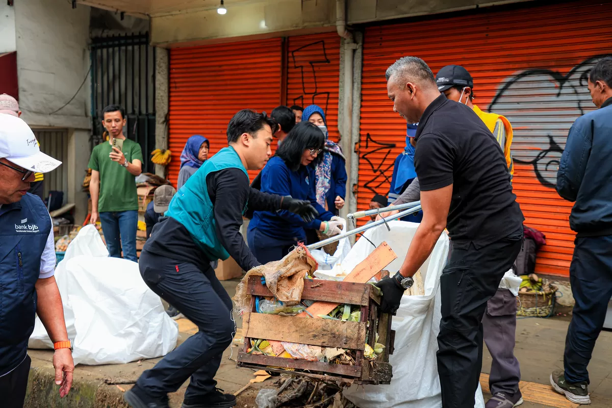 Timbulan Sampah PKL Berkurang Pascarelokasi (Dims / jurnalmetropolitan.com)
