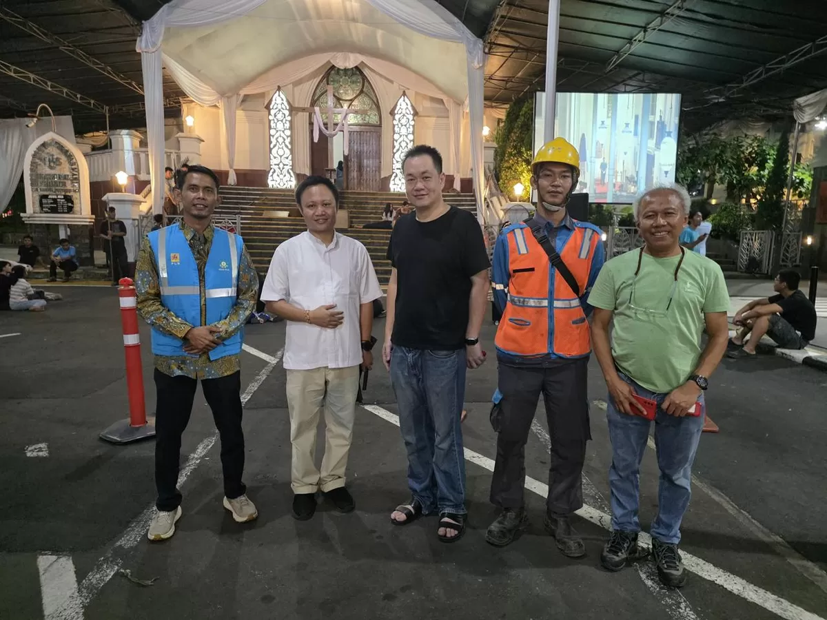 PLN UP3 Bogor Siagakan Kelistrikan Jelang Ibadah Jumat Agung dan Paskah di Gereja Katedral Kota Bogor (dims / jurnalmetropolitan.co)