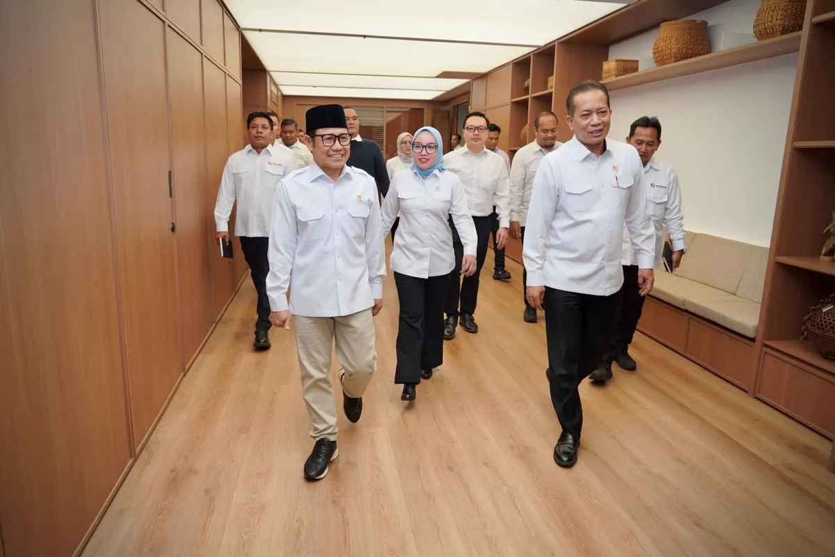 Menkop Bersama Menko PM Bahas Penguatan Kopdes Merah Putih Menjadi Pusat Pemberdayaan Masyarakat (dims / jurnalmetropolitan.com)