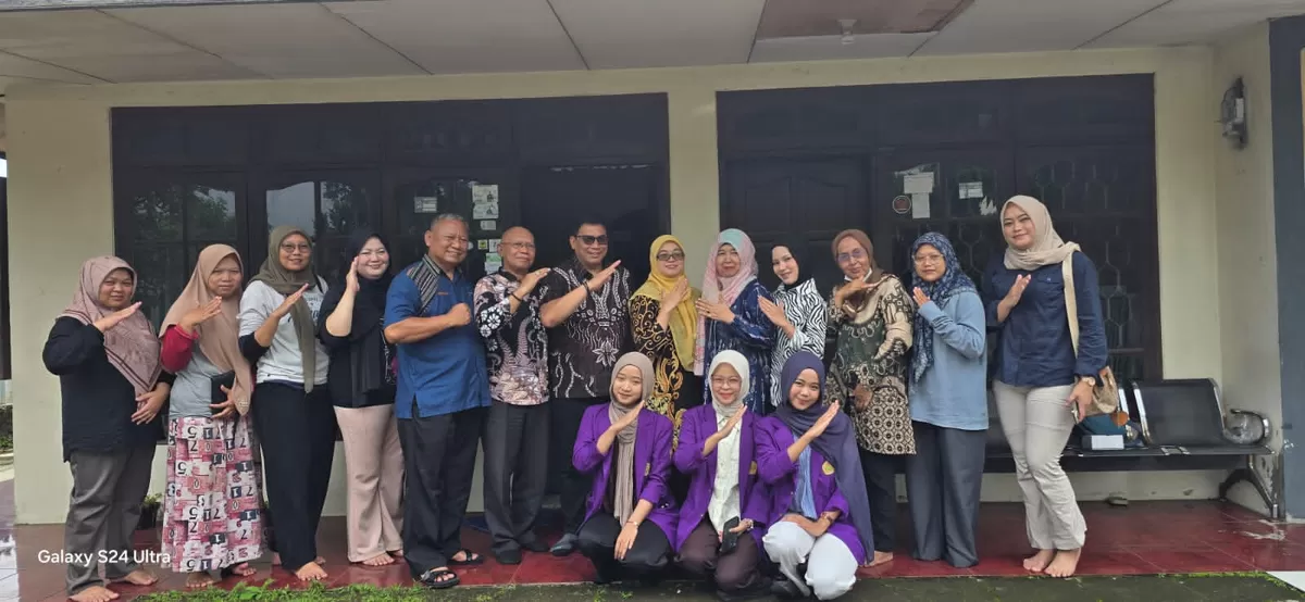 Pendampingan PKM Unpak Bantu UMKM Kue Basah Naik Kelas (Dims / jurnalmetropolitan.com)