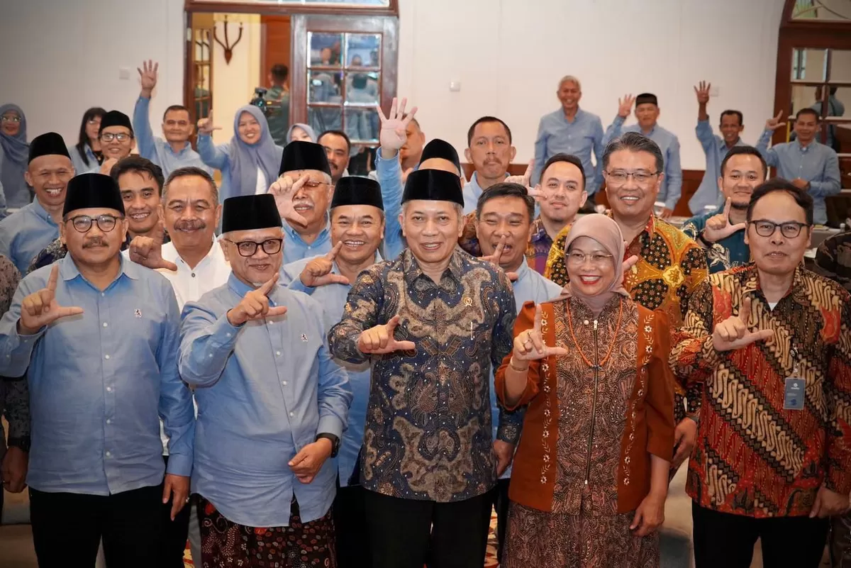 Menkop Ajak Koperasi Tebu Rakyat Miliki Saham Pabrik Gula (dims / jurnalmetropolitan.com)