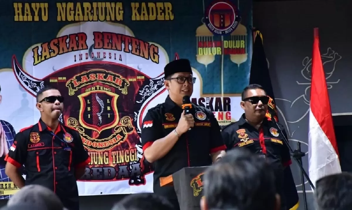 Ketua Umum Laskar Benteng Indonesia (LBI) Boyke Luthfiana Syahrir dukung penuh rencana  Walkot Bandung tempuh jalur hukum terkait penebangan pohon di Cihapit. (Dok. Istimewa)