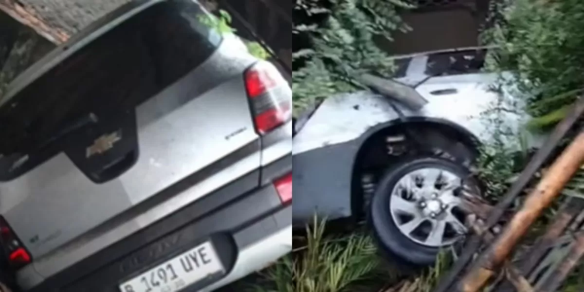 Menyoroti insiden kecelakaan mobil yang menerobos pekarangan rumah warga di Cikarang Utara, Kabupaten Bekasi. (Instagram.com/@jabodetabek24info)