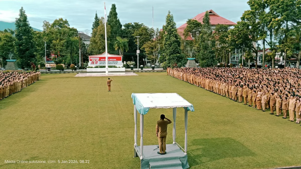 Gubernur Sulut, Yulius Selvanus Pimpin Apel Perdana (Dok. Sulutzonecom/dede)