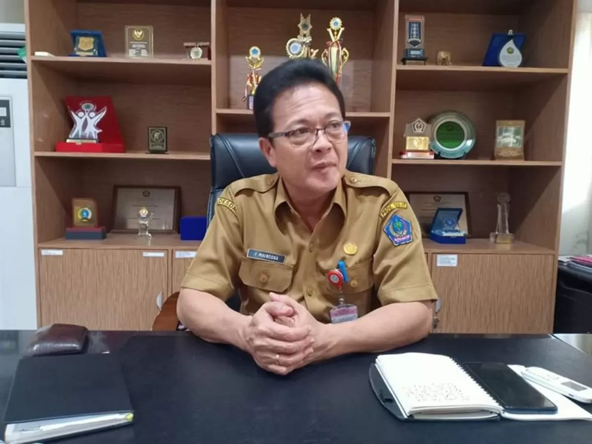 Drs. Fransiscus Maindoka &mdash; Kepala Dinas Energi dan Sumber Daya Mineral Daerah Provinsi Sulawesi Utara (Dok. Istimewa)
