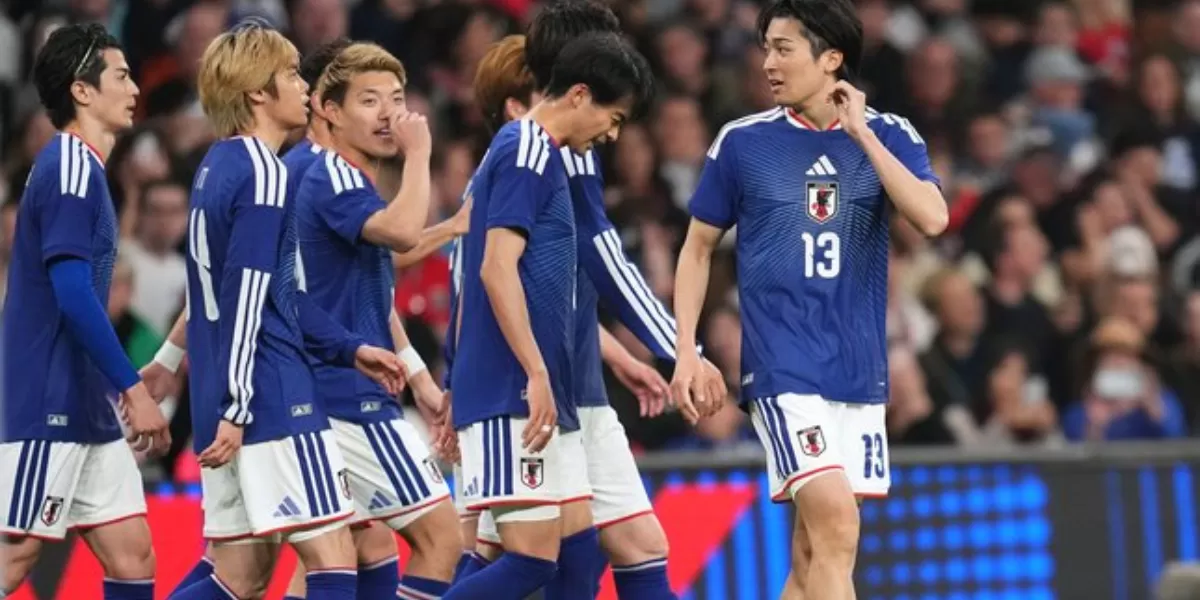 Tim Samurai Biru Jepang