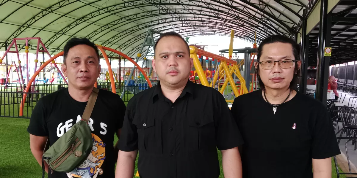 Pengurus DPD Gempar Kunjungi Nice Playground yang viral (Dok. Dede)