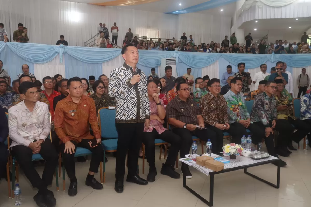 Walikota Tomohon Saat menyampaikan Pemaparan . (Ist) 