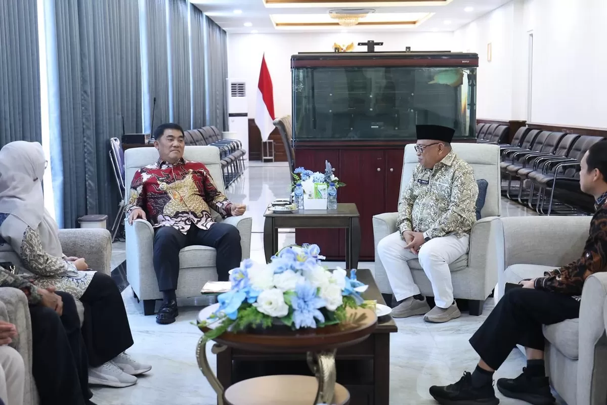 Gubernur Sulut, Yulius Selvanus Menerima Audiensi Kanwil Kementrian Haji dan Umroh (dok. istimewa)