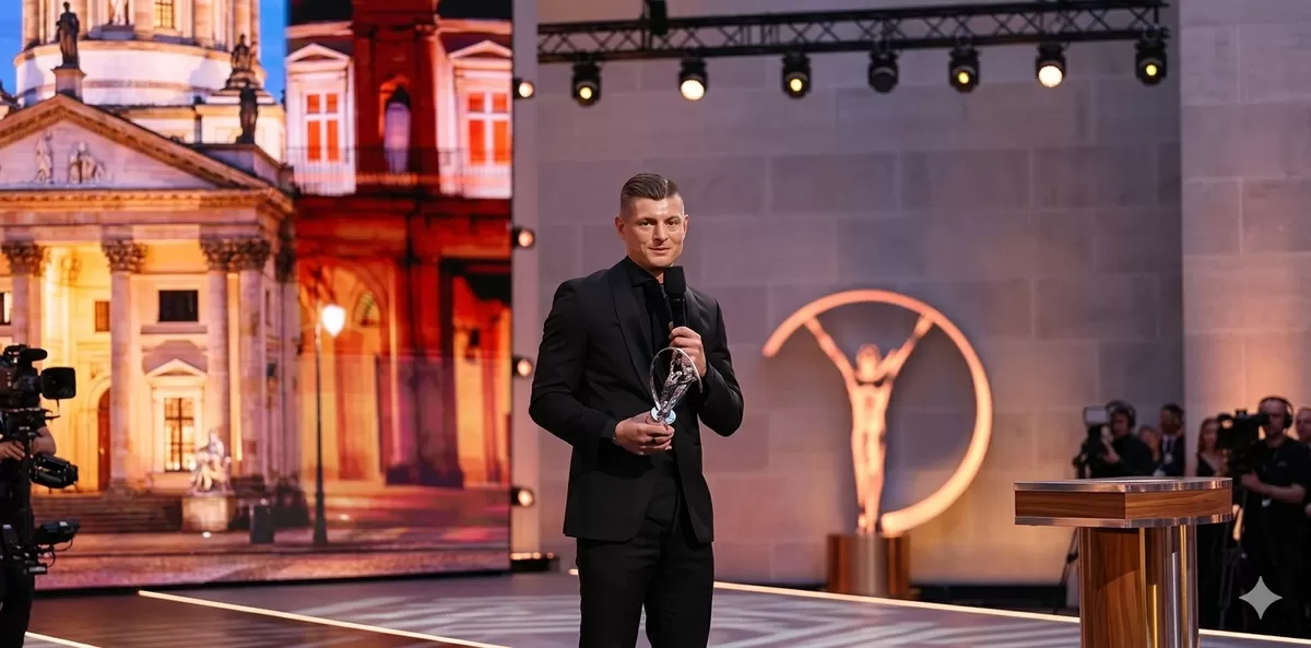 Toni Kroos saat menerima penghargaan Laureus World Sports Awards 2026 sebagai pemenang Sporting Inspiration Award!  (Ist)