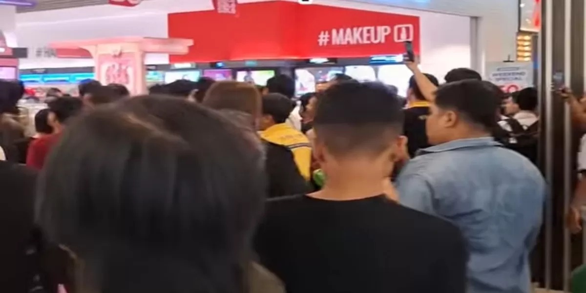 Mantos Dimasuki Orang Membawa Sajam