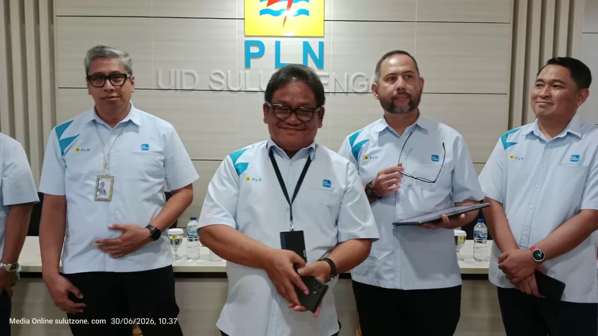 Media Gathering PLN Suluttenggo Memaparkan Strategi Penerangan 100 persen di Sulut (Dok. Dedy Manlesu/Sulutzone.com)