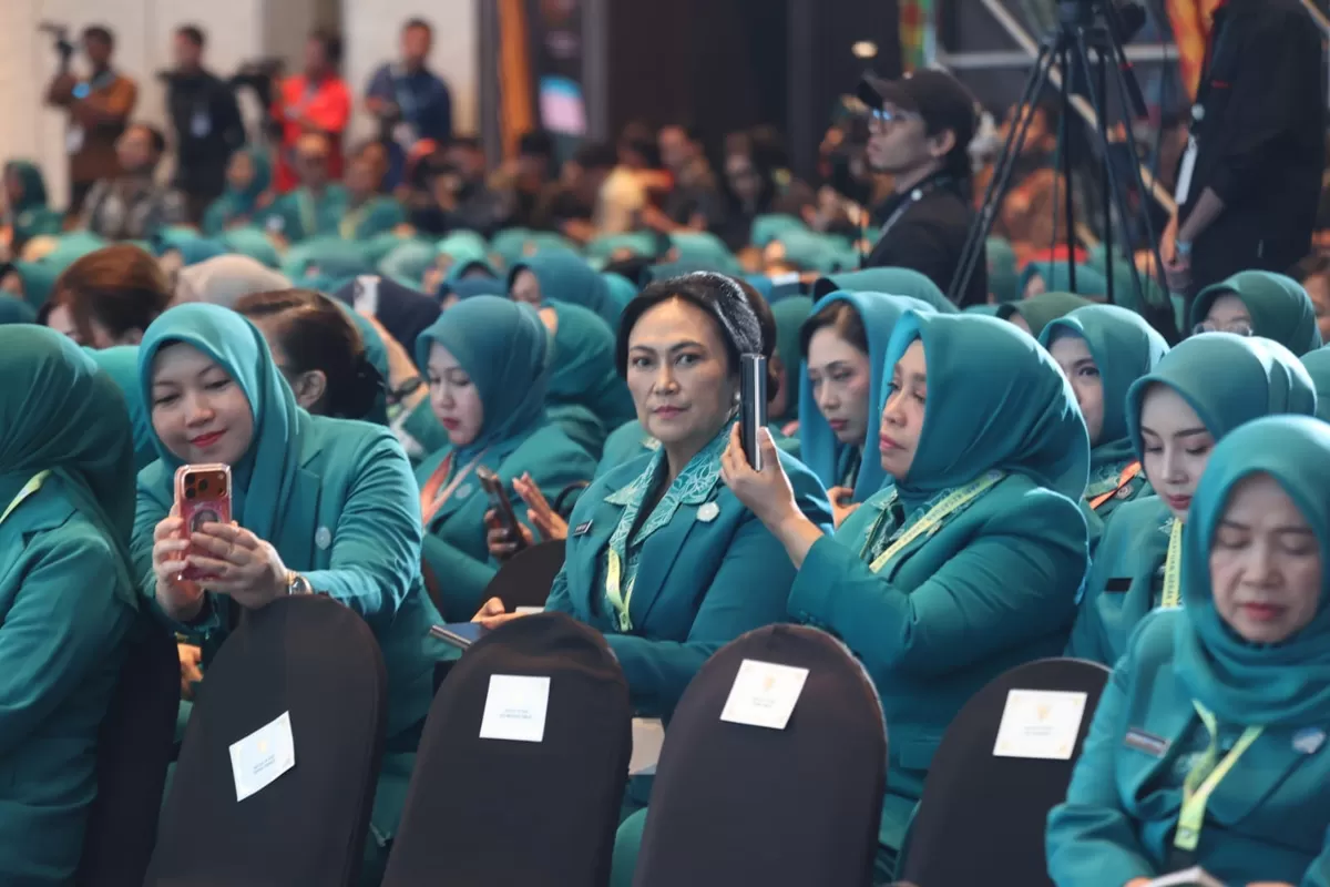 Ibu Anik Yulius Selvanus Hadiri Giat PKK di Makassar ( Dok. Istimewa)