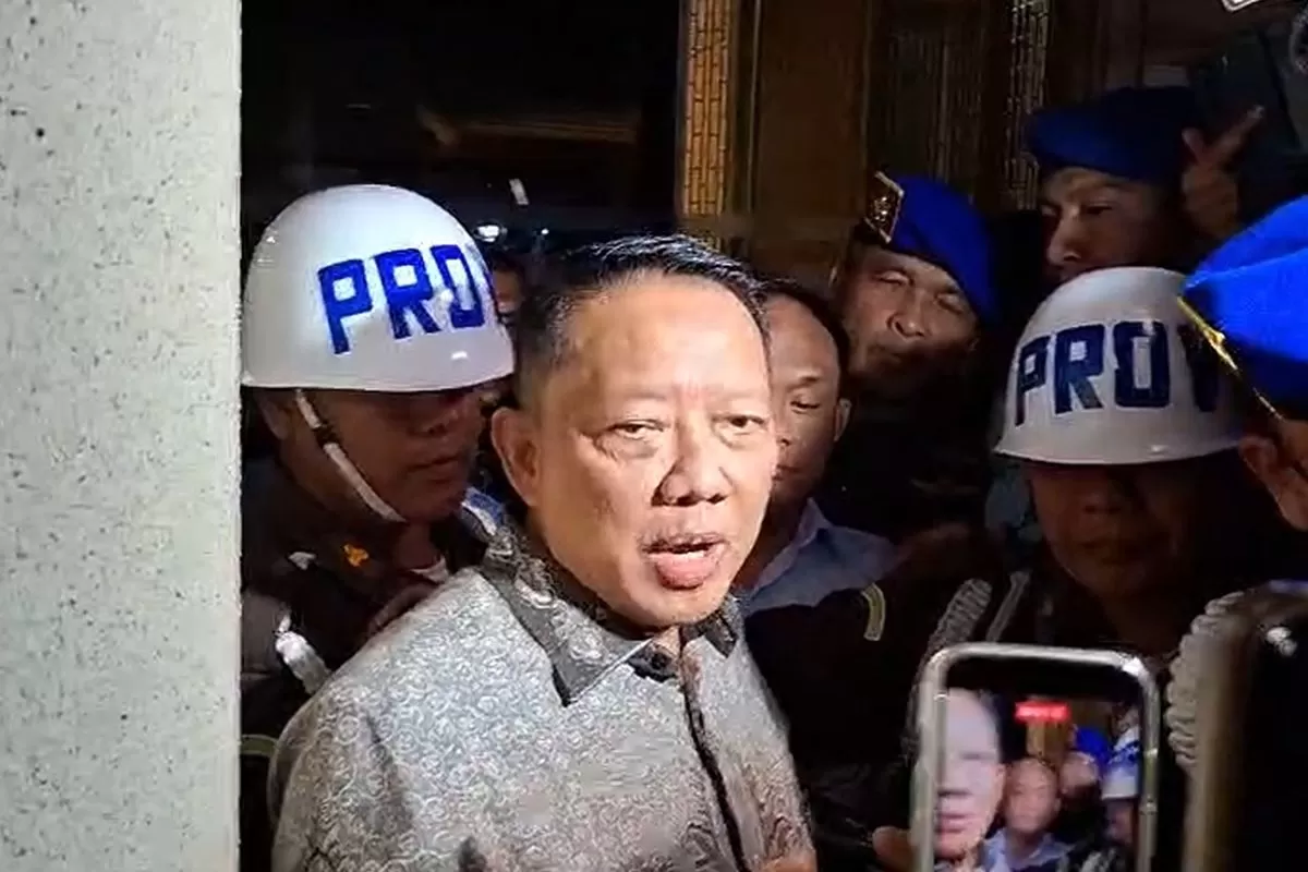 Febrie Adriansyah di Kejangung, 24 Juli 2026, pukul 23.00 WIB.(Nicholas Ryan/Kompas.com) (dok. ist)
