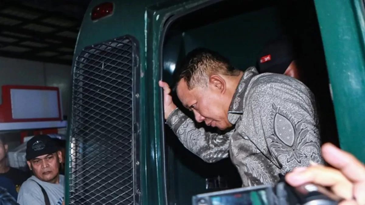 Mantan Jaksa Agung Muda Tindak Pidana Khusus (Jampidsus) Kejaksaan Agung Febrie Adriansyah resmi ditahan Kejagung, Jumat (24/7) malam. (ANTARA FOTO/ASPRILLA DWI ADHA ) (Dok. ist)